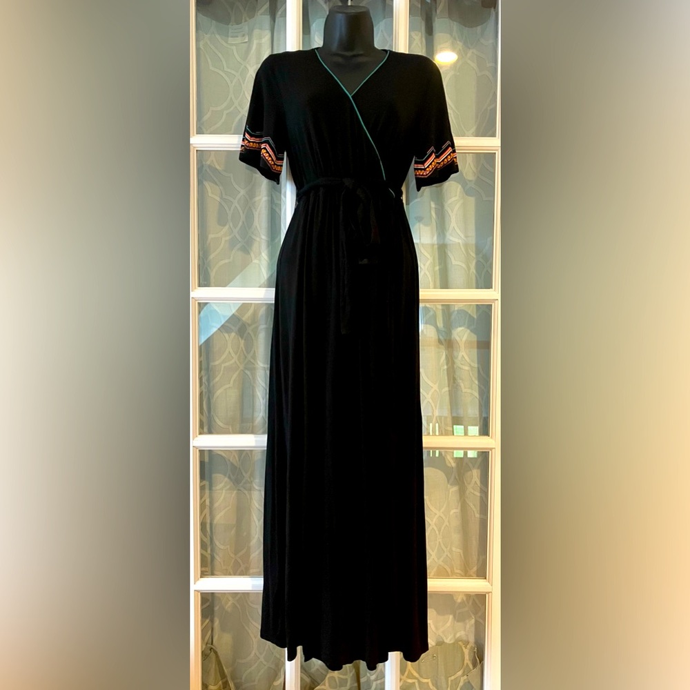 M & W Collection size S Black Faux Wrap Maxi Dress with Embroidered Sleeves EUC